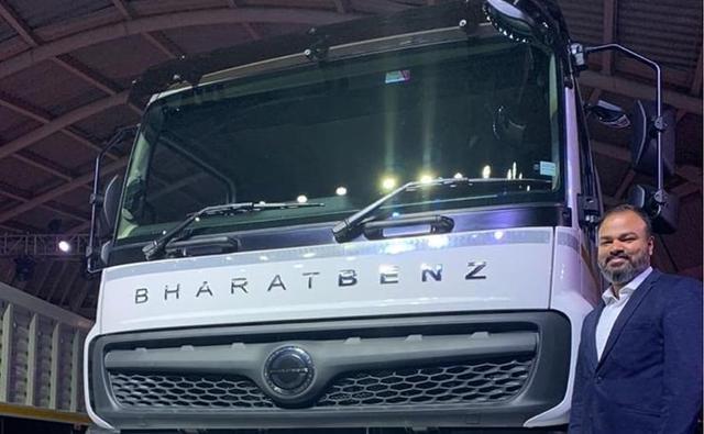 The BharatBenz 5228TT is offered in a variety of GCW options ranging from 51 tonne to 54 tonne, and gets an air suspension as optional that is used for long haul applications.