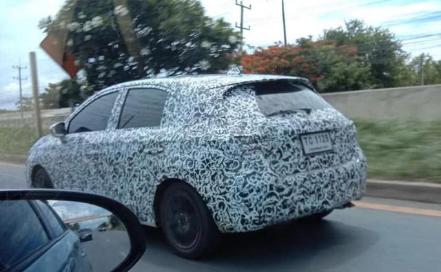 A test mule of the upcoming Honda City-based hatchback was recently spotted testing in Thailand. This is the first time that a prototype model of the car has been caught on the camera, in fact, so far, we had only seen a bunch of patent images of the City hatchback.