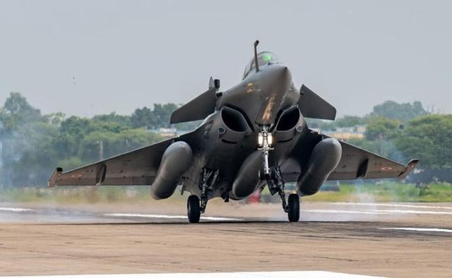With the induction of Rafale fighter jets in the Indian Air Force, we couldn't help but get excited. After all, it is one of the most advanced fighter jets in the world and there is massive curiosity around it! So we tell you everything you need to know about the new Rafale fighter jets
