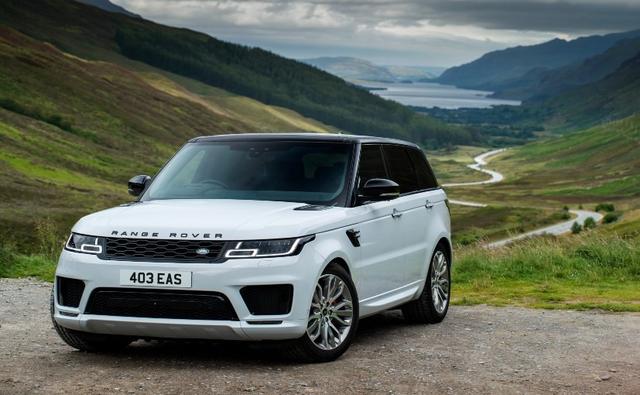 Land Rover says that the new powertrain strikes a good balance between the performance of a V8 motor and fuel efficiency of a V6.