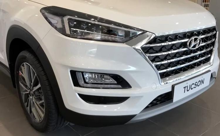 2020 Hyundai Tucson Facelift Spotted At Dealership Ahead Of India Launch