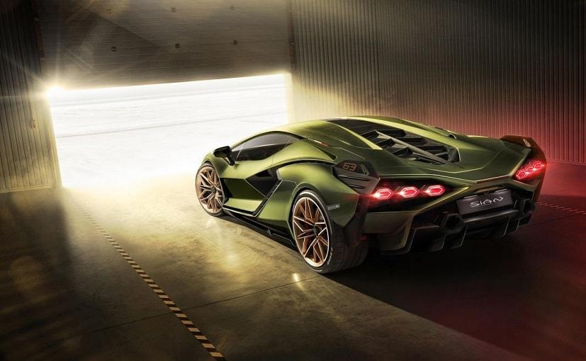 Lamborghini Likely To Unveil A New Sports Car Next Week