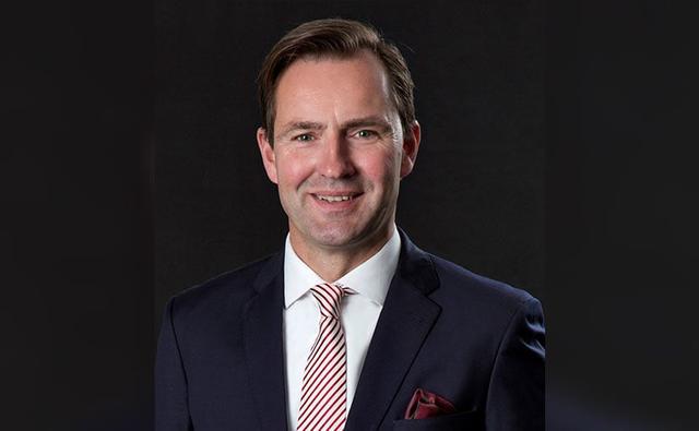 Thomas Schafer replaces Bernhard Maier as the Chairman of the Board at Skoda Auto. Before this, Schafer was the Chairman and Managing Director of Volkswagen Group South Africa.