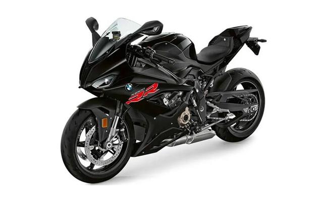 BMW S 1000 RR Introduced In All-Black Colour Shade