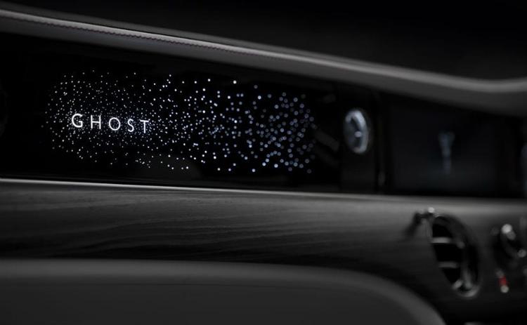 Next-Generation Rolls-Royce Ghost To Be Unveiled In September; Reveals New Starry Interior