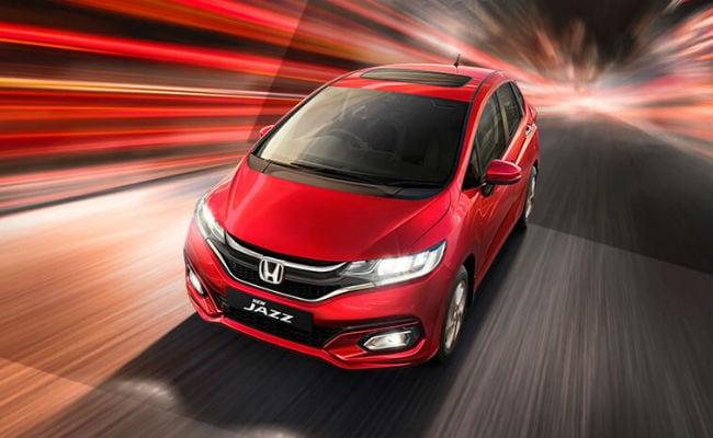 The Honda Jazz BS6 gets a decent list of standard features which are offered right from the base variant of the car.