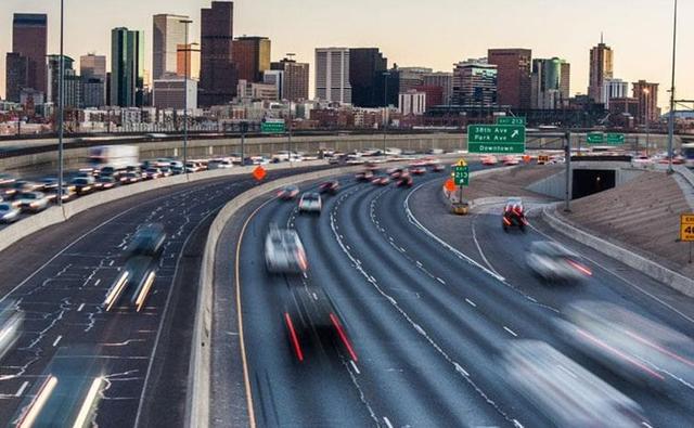 In the American state of Utah, some of the most hazardous roads are getting a new smart connected car technology which will enable more safety. Vehicle-to-everything or V2X communications tech is being deployed at the most dangerous roads.