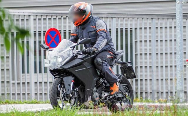 2020 KTM RC 390 Spied Testing In Europe