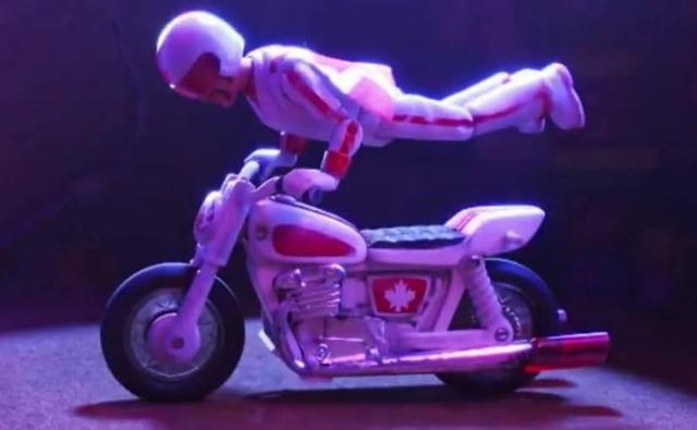 Motorcycle stunt icon Evel Knievel's son has issued a lawsuit against Disney over a character who features in Toy Story 4.