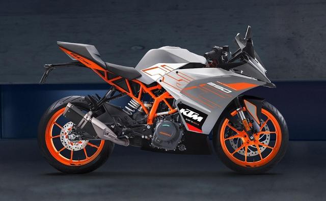 KTM India officially announced that it has updated its RC range with new colour options. The BS6 compliant RC 125 motorcycle is now available in Dark Galvano shade whereas the RC 200 is available in Electronic Orange, respectively. The KTM RC 390 bike gets a new Metallic Silver colour.