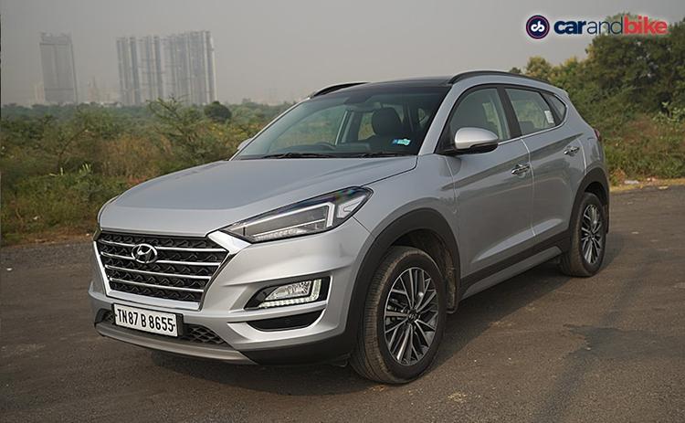 Like the new-age Hyundai cars, Tucson is also a connected car. The SUV is priced from Rs. 22.57 lakh to Rs. 27.35 lakh (ex-showroom, Delhi). Here are the top 3 cars that rival the Tucson SUV.