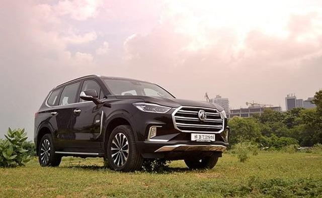 MG मोटर इंडिया ने पुष्टि की है कि कंपनी ने लॉन्च के बाद महज़ 3 हफ्तों में ग्लॉस्टर के लिए 2,000 बुकिंग्स हासिल कर ली हैं. जानें कितनी दमदार है SUV?