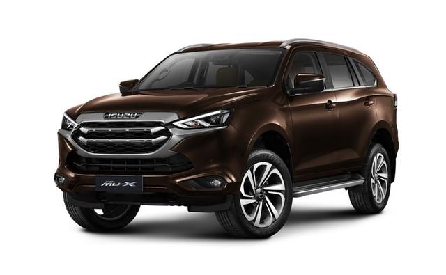 The new-gen Isuzu MU-X is built on the company's Symmetric Mobility platform, and it looks much sleeker now, and, a lot more premium as well, featuring a host of design and cosmetic updates.