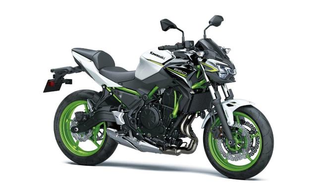 Kawasaki has updated the 650 cc range with new colours for 2021. The Kawasaki Z650, Ninja 650 and Versys 650 had already been updated in 2020.