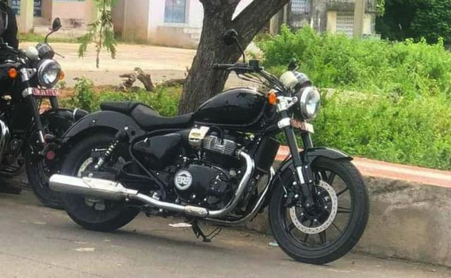 The upcoming Royal Enfield KX Bobber concept-based 650 cc cruiser has been spied once again and the new spy shot offers a clearer look at the upcoming bike that is expected to go on sale next year.