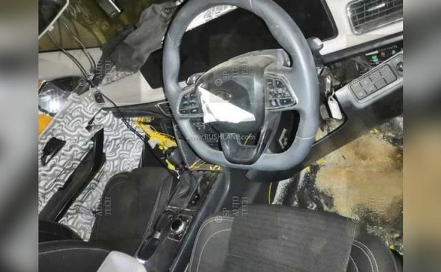 Next-Gen Mahindra XUV500 Cabin And Features Revealed In New Spy Photos