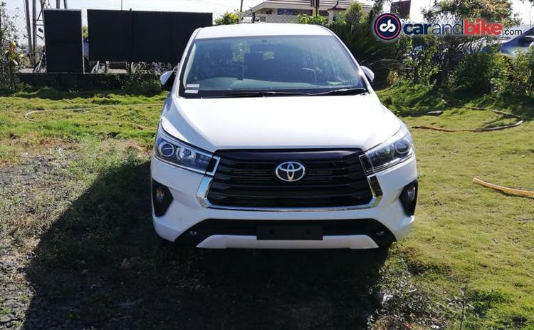 Toyota dealers in select cities have started accepting pre-bookings for the Innova Crysta facelift. The MPV is expected to be launched in the country very soon.