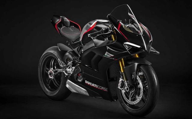 Ducati has revived the SP model name with a tricked-out, carbon fibre laced, track focus 2021 Ducati Panigale V4 SP.
