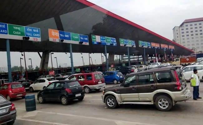 The new guidelines have been issued to ensure seamless flow of traffic at the toll plazas by not allowing vehicles to queue up for more than 100 metres.
