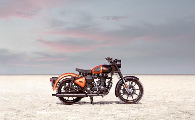 The Royal Enfield Classic 350 gets two new colour options - Metallo Silver and Orange Ember, and the motorcycle is now listed on the 'Make It Your Own' personalisation app, alongside the 650 Twins and the Meteor 350.
