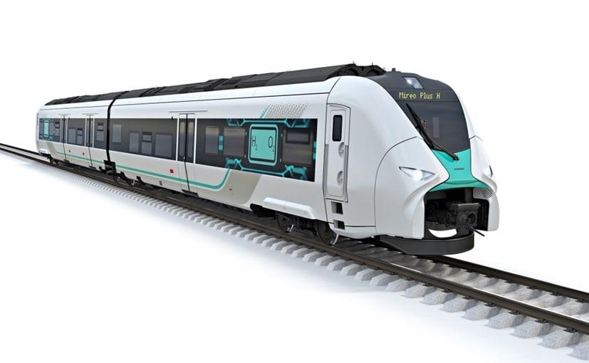 Germany Steams Ahead With New Hydrogen-Powered Train