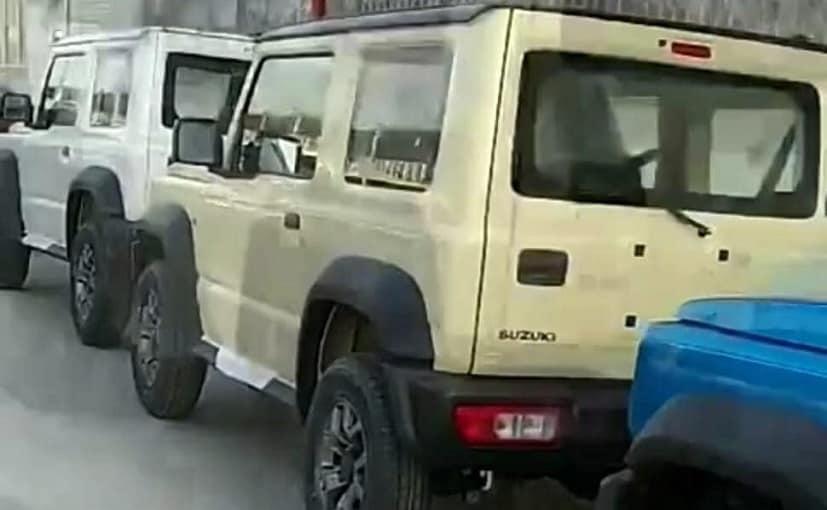 Suzuki Jimny SUV Spotted Again Sans Camouflage