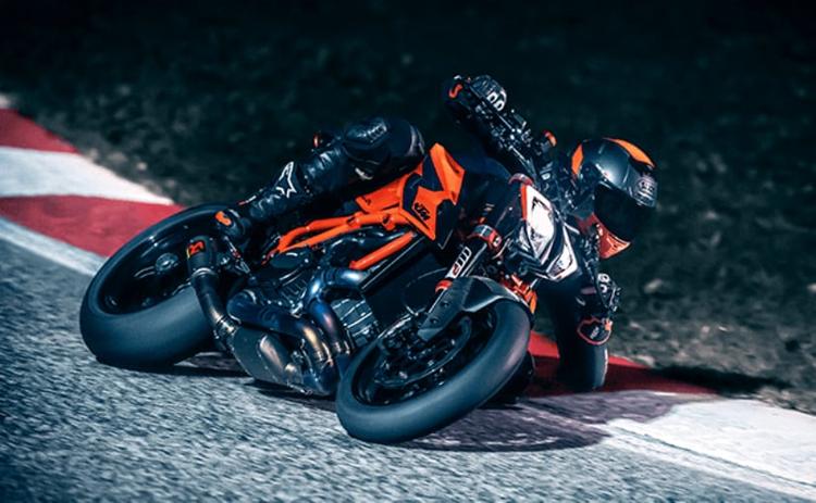Nicknamed 'The Beast', the KTM 1290 Super Duke range is expected to get a RR version for 2021.