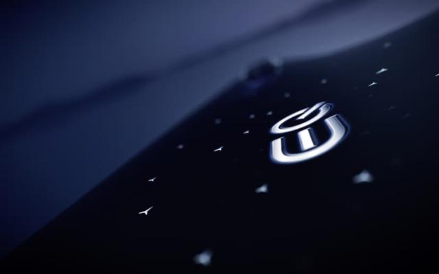 Mercedes-Benz has released a new teaser to announce the next-gen infotainment system for its cars. Christened, the MBUX Hyperscreen, the new technology will be unveiled through a digital event on January 7, 2021, followed by a second showcase at the upcoming Consumer Electronics Show, on January 11, which again, will be a digital event.