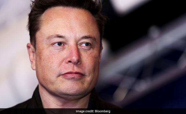 Elon Musk Says He Had Once Reached Out To Apple For Acquiring Tesla