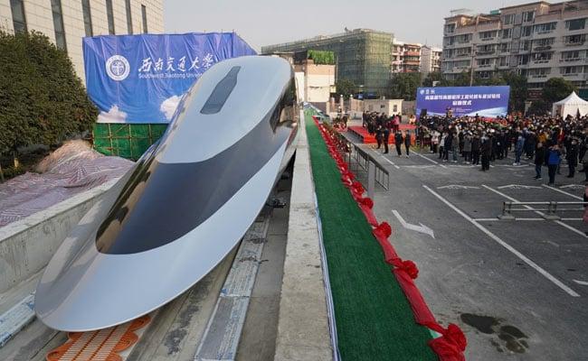 China Has A 620 Kmph MagLev Train Prototype 