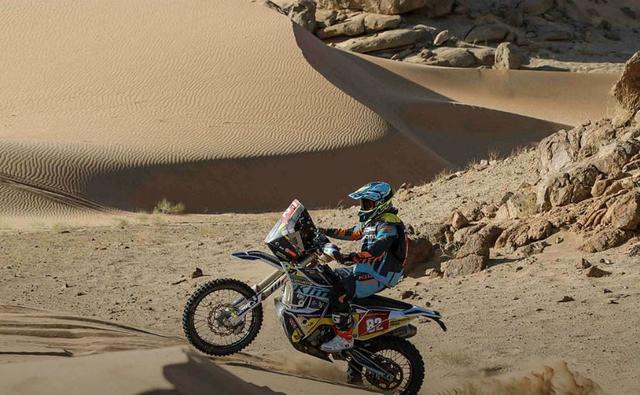 Hero MotoSport riders Joaquim Rodrigues and Sebastian Buhler broke into top 20 at the end of Stage 2, while CS Santosh progressed to finish 36th overall. Harith Noah and Ashish Raorane faired through the sandy terrain and finished 33th and 86th respectively.