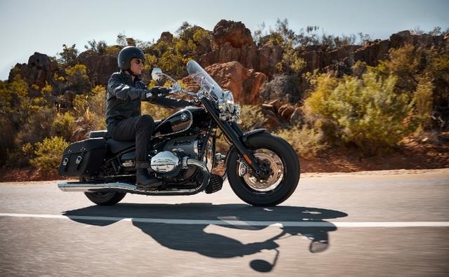 The BMW R 18 Classic is based on the same BMW R 18 cruiser, but gets a smaller 16-inch front wheel, and touring essentials, like a windscreen, pillion seat and panniers.
