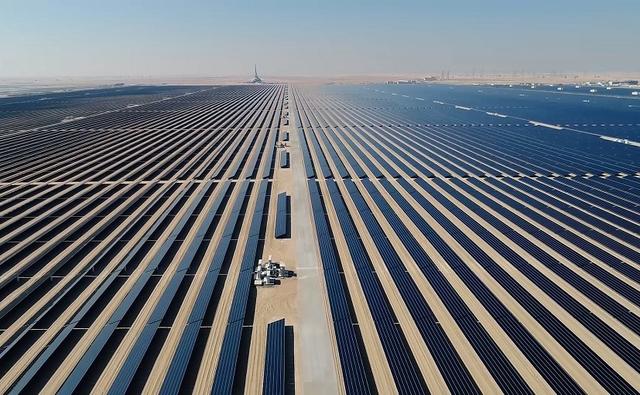 Emirates Global Aluminium (EGA) has now become the first company in the world to also use solar electricity for commercial production of aluminium, which it will initially supply exclusively to the BMW Group.