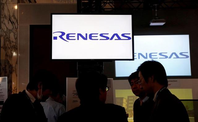 Renesas said it will take at least a month to restart production on a 300mm wafer line at its Naka plant in northeast Japan after an electrical fault caused machinery to catch fire on Friday and poured smoke into the sensitive clean room.