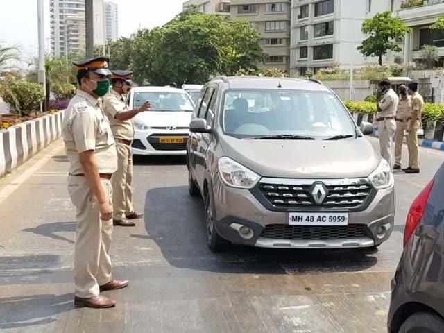 Mumbai Police Discontinues Colour-Coded Sticker System For Vehicles