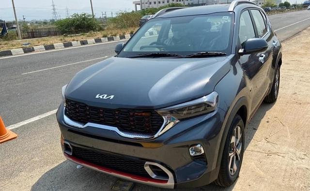 Kia now seems to be updating its range of products with the new logo, as the updated Sonet SUV has started arriving at dealerships in India.