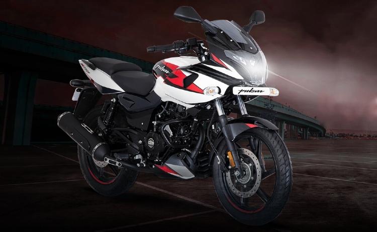 Bajaj Auto silently launches the 'Dagger Edge' editions of the Pulsar 150, Pulsar 180 and the Pulsar 220F in India. Basically, these three models get new colour schemes.