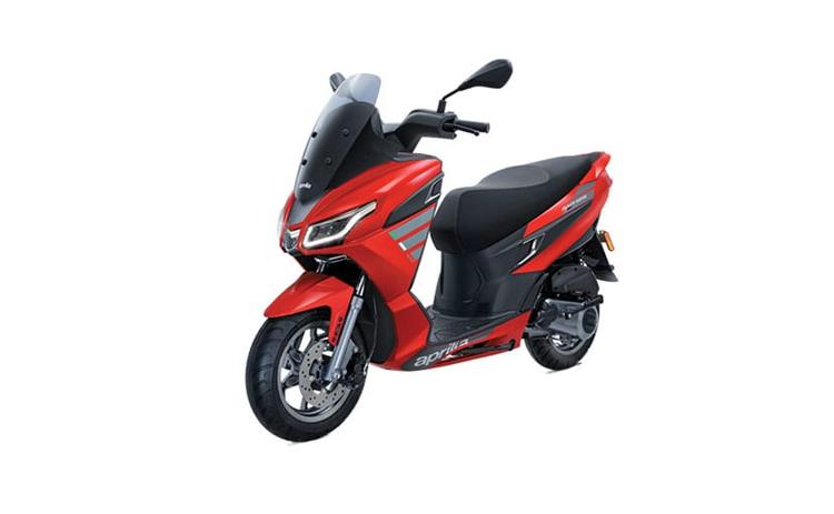 Aprilia revealed the price of the upcoming SXR 125 on its website inadvertently. While the scooter has not been launched yet, its price is revealed to be Rs. 1.15 lakh (Ex-showroom, Pune).