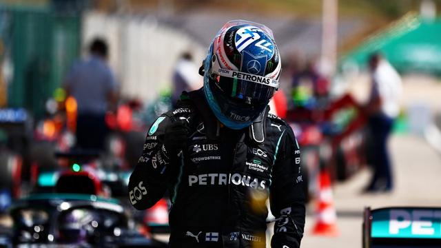 Bottas pipped Hamilton and Verstappen to pole in a challenging qualifying session.