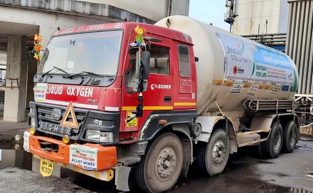 As per the notification from NHAI, tankers and containers carrying liquid medical oxygen will be treated at par with other emergency vehicles like ambulances for two months or till further orders.