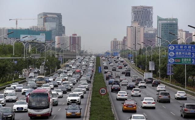China needs to bring zero emissions vehicle sales to 63% by 2030 and 87% by 2035 if it is to meet its targets, Greenpeace estimated.