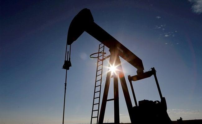 Oil Edges Higher As Tight Supply Outweighs Virus Spread