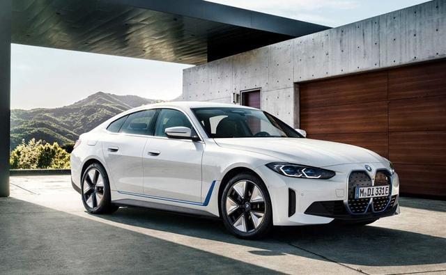 In terms of looks the BMW i4 electric is near identical to the 4-series sedan save for the flush mesh grille and new aerodynamic alloy wheels that help reducing the drag co-efficient.
