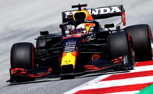 Red Bull's Max Verstappen pipped Mercedes' Valtteri Bottas to claim pole for the Styrian GP, but the Mercedes driver received a 3-second penalty and starts 5th. Lewis Hamilton joins Max in the front row.