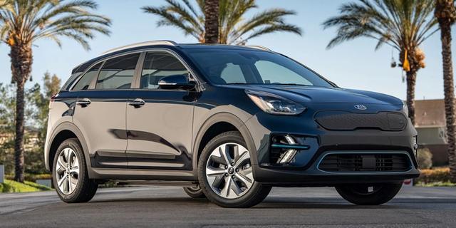 The Niro originally debuted as a hybrid vehicle in 2017 but since then a full-electric version of the vehicle has been also in the mix since 2018.