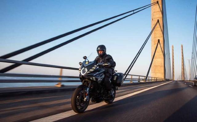 Italian journalist Valerio Boni rode his MV Agusta Turismo Veloce Lusso SCS over 2,000 km in less than 24 hours, covering 11 countries across Europe.