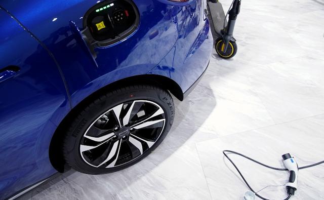 Thailand's cabinet on Tuesday approved tax incentives to promote a shift to electric vehicles (EVs), and to attract "high potential" foreigners to help boost the economy, the finance minister said.