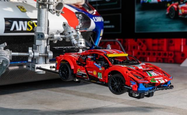 The LEGO Ferrari 488 GTE was mounted on a real Ferrari 488 GTE race car, driven by Ferrari Competizioni GT Official Driver Giancarlo Fisichella, and lapped the iconic Modena circuit in Italy.