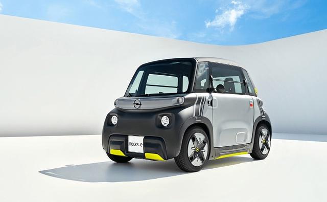 The Rocks-e EV will slot below the Corsa-e and fits in well with the urban commuter, who wants to travel short distances.
