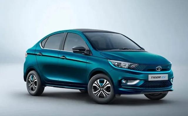 Tata Motors also offers the XZ+ in a dual tone colour option and yes, we have to admit that the dual tone looks pretty good on the Tigor EV. But let's get into the details of what the variants have to offer.